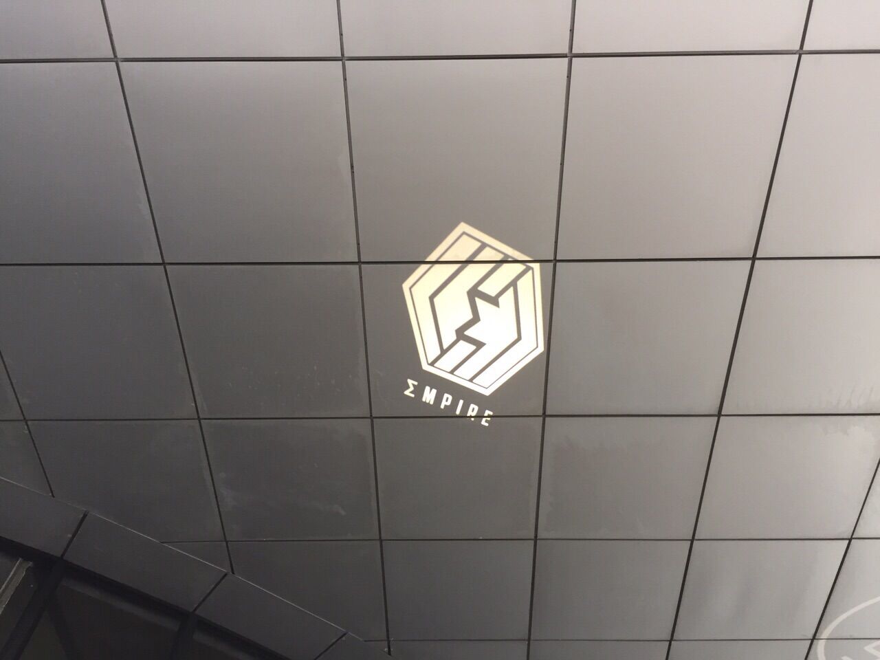 ceiling projection