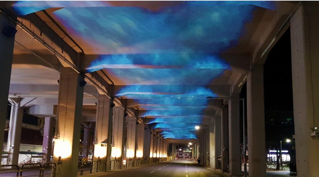 holiday bridge projection